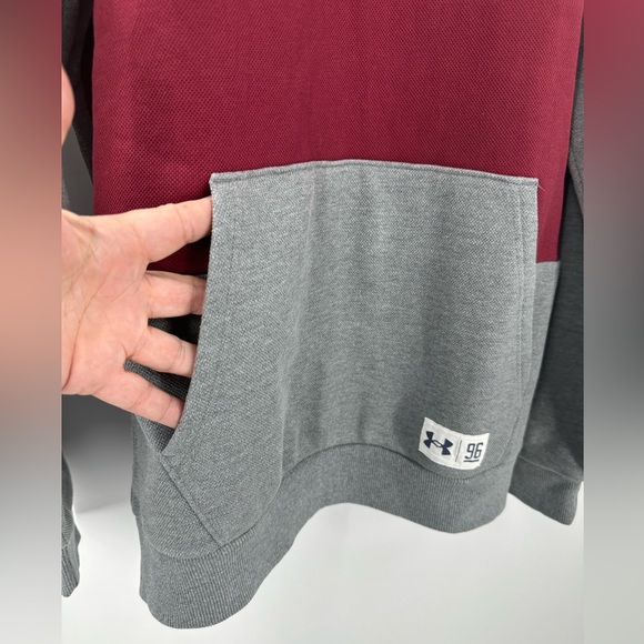 Under Armour Loose Fit Knit Sweater Gray Red Stripe Mens Medium Zip | E1501 - Picture 3 of 10